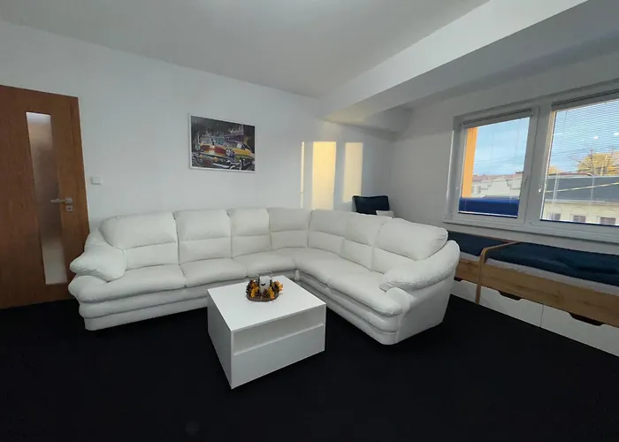 アパート 2 Bedroom, Kitchen And Terrace